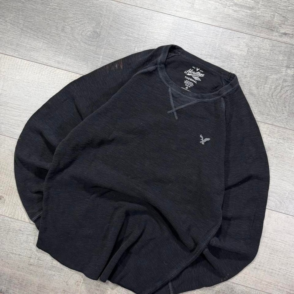 Vintage 2000s black faded American heritage, long sleeve thermal knit shirt